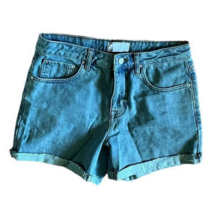 ASOS DESIGN  womens light blue midnrise cuffed cutt off shorts 30”classic